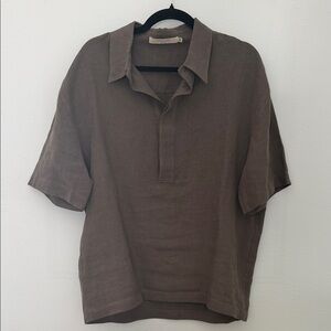 7115 by Szeki Women’s 100% Linen Shirt In A Soft Brown, Size M, Like New